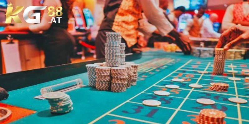 Thông thường, một ván bài Poker sẽ diễn ra trong 5 vòng